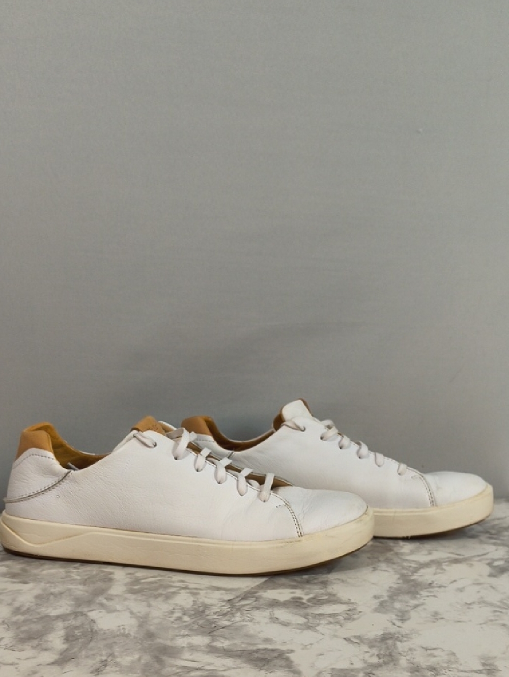 Olukai Lae'ahi Li 'Ili Men's Casual Shoes White  Leather Size 10